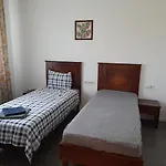 Demizson Panzio Bed & Breakfast Kehidakustány