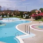 Demizson Panzio Bed & Breakfast Kehidakustány