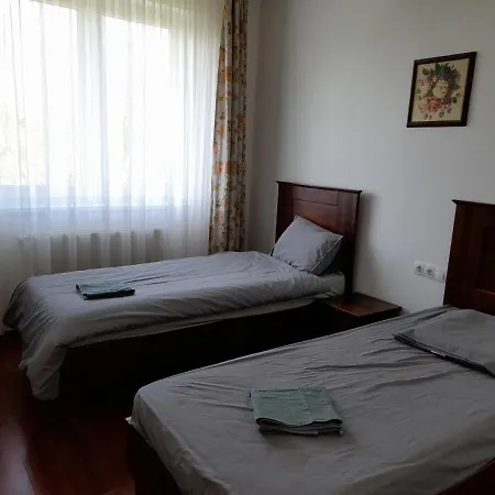 Demizson Panzio Bed & Breakfast Kehidakustány