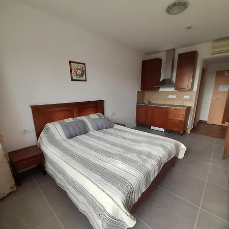 Demizson Panzio 3* Кехидакустани