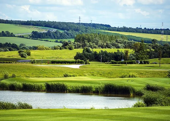 לינה וארוחת בוקר Demizson Panzio