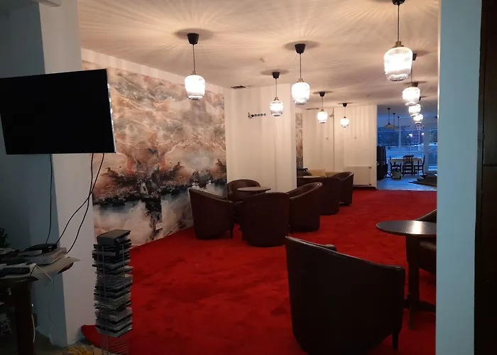 לינה וארוחת בוקר Demizson Panzio 3*